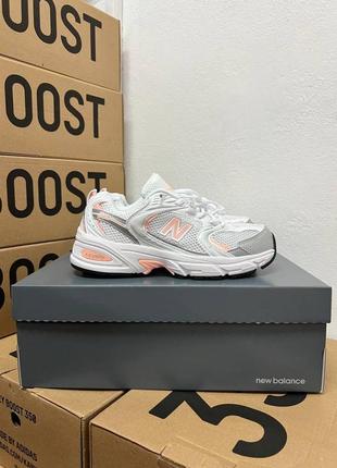 Кросівки New Balance Femme 500 Classic en Noir Blanc Rouge white peach