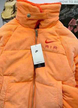 Оверсайз куртка пуфер від nike air