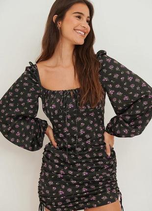 Неймовірна сукня від na-kd