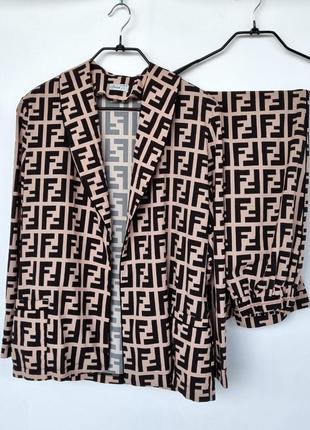 Летний костюм в стиле fendi