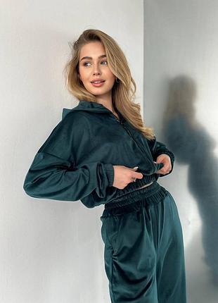 Костюм спортивний жіночий з велюру3 фото