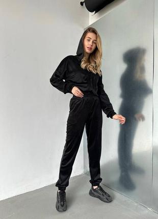 Костюм спортивний жіночий з велюру4 фото