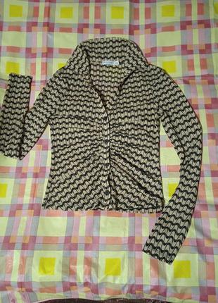 Блузочка легка розмір s