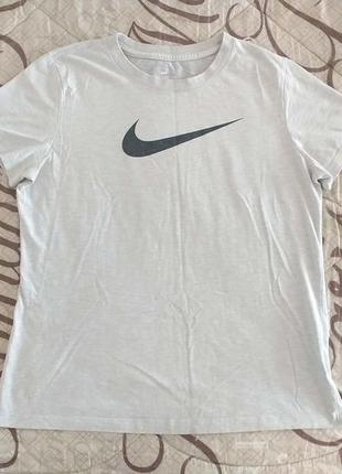 Женская футболка nike Yoga tee dri-fit
