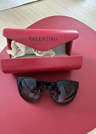 Окуляри valentino