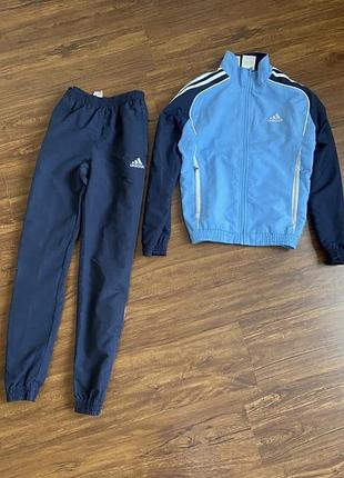 Спортивний костюм adidas