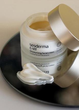 Крем для лица с витамином с c-vit sesderma