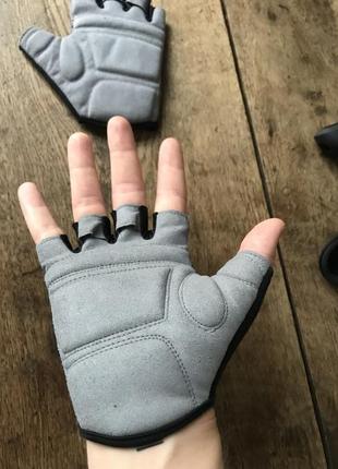 Беспалые вело перчатки новые onride