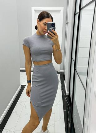 Костюм рубчик юбка миди и топ. юбка и футболка укороченная
