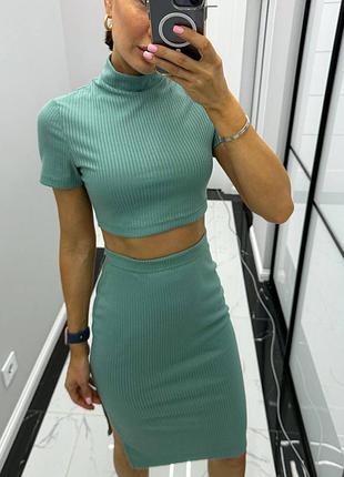 Костюм рубчик юбка миди и топ. юбка и футболка укороченная