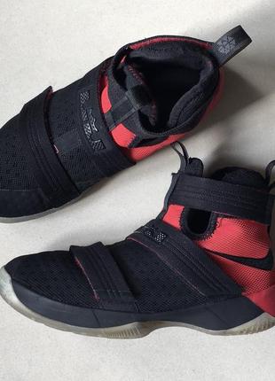 Кроссовки nike оригинал