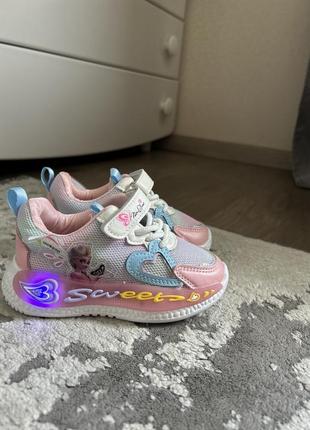 Кросівки з ельзою/frozen