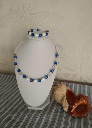 Чокер из кварца и кошачьего глаза.