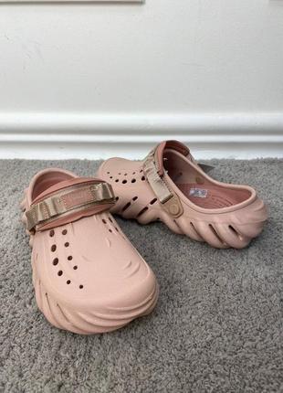 Crocs echo clog peach стильные женские кроксы на весну, лето, осень