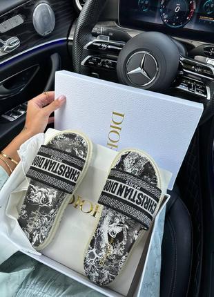 Крутезні люксові шльопанці sandal black/white premium⭐️