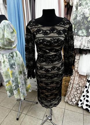 Женское гипюровое платье
