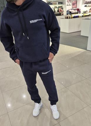 Чоловічий костюм