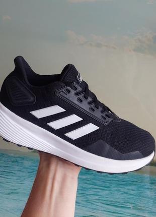 Кросівки adidas, 35 р,в'єтнам