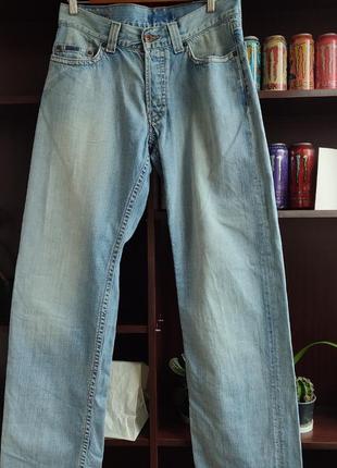 Штани d&g джинси dolce and gabanna & блакитні брюки з великим логотипом armani prada3 фото