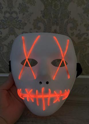 Маска на хеллоуін