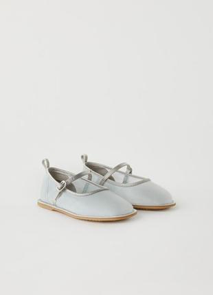 Балетки для девочки фирмы zara (размер: 23, 24, 25)