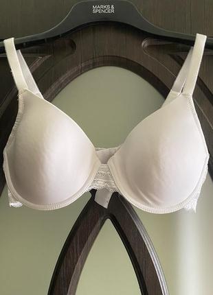 Шикарний, базовий, бюстгальтер, в білому кольорі, від бренду: avon👌