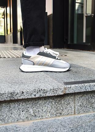 Кроссовки adidas
