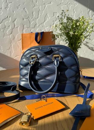 Сумка в стилі louis vuitton alma bb