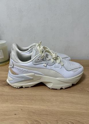 Новые женские кроссовки puma