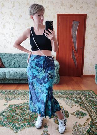 Шовкова спідниця