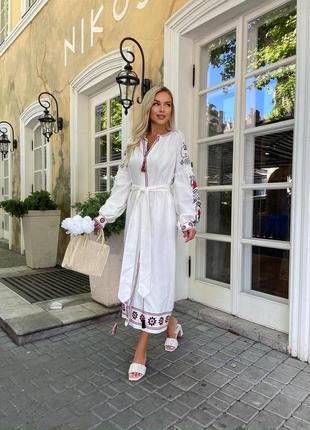 Платье вышитое2 фото