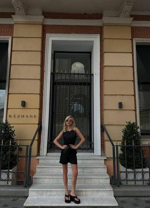 Костюм (жилет + шорти)