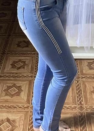 Джинси світлі  рвані 4