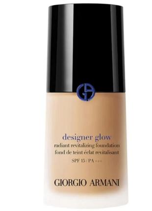 Тональна основа giorgio armani BLAZERS designer glow radiant revitalizing foundation spf15 тон 4. об'єм 30 ml.