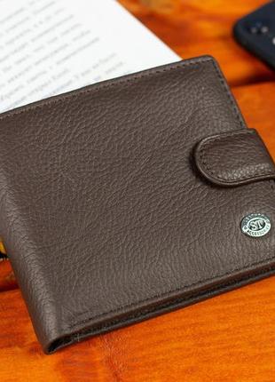Кожаное мужское портмоне на кнопке st leather st104 коричневое4 фото