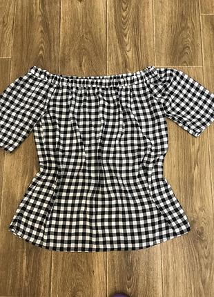 Блуза в клітинку