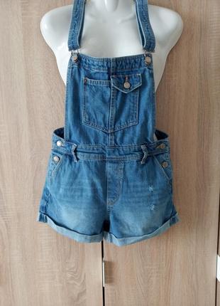 Красивый летний комбинезон с шортами bershka