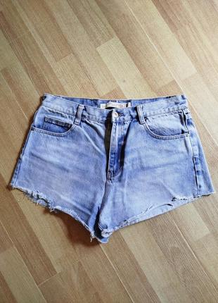 Джинсовые шорты