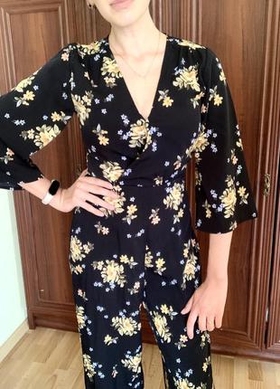 Комбінезон жіночий