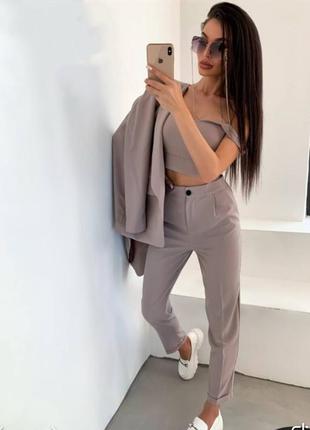 Костюм трійка