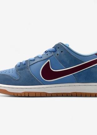 Nike sb dunk philadelphia phillies