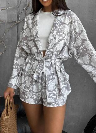 Пляжный женский новый серый белый летний легкий костюм комплект двойка с шортами с...