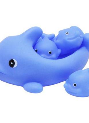 Набір іграшок для ванни "родина китів" (4 шт)