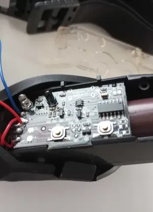 Фонарик налобный. с ок датчиком движения под 18650/фонарик металл.в кейсе