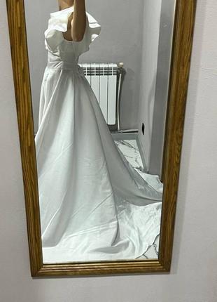 Сукня весільна
