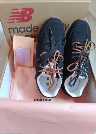 Жіночі кросівки new balance x miu miu 530