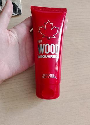 Парфюмированный лосьон для тела dsquared2 red wood женский