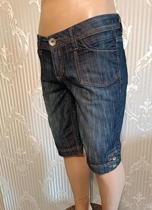 Джинсовые шорты бренда esprit