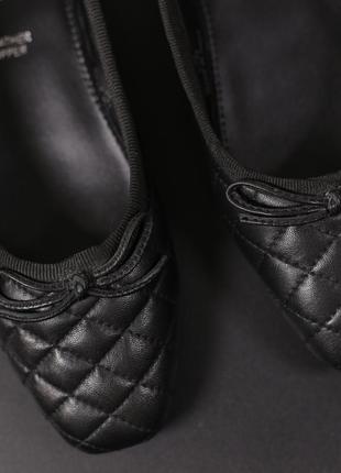 Кожаные стеганые балетки schuh