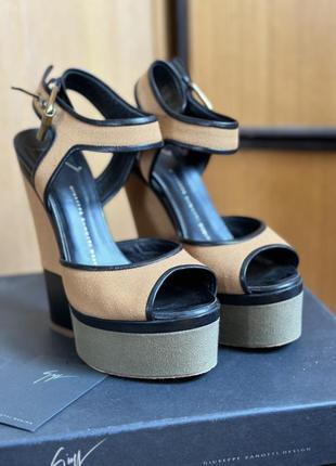 Босоніжки giuseppe zanotti